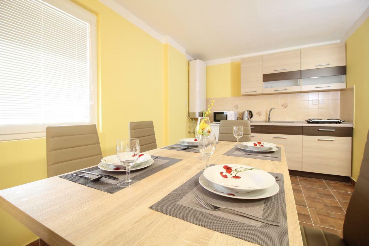 Apartmany Vcelka Hranice u Novych Hradu Exterior photo